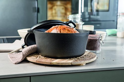 Produktbild von Superior Design Products, Gusseisener Brotbacktopf 3in1 inkl. Deckel 26cm