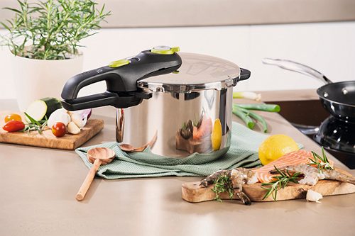 Produktbild von Tefal, Schnellkochtopf Secure mit Korb 6 Liter