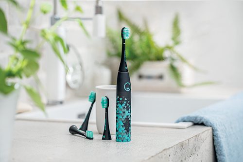 Produktbild von Happybrush, Schallzahnbürste schwarz