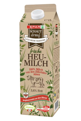 Produktbild von SPAR schaut drauf, frische Heumilch für mehr Tierwohl