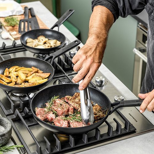 Produktbild von KitchenAid, Pfanne 20 cm Classic Forged