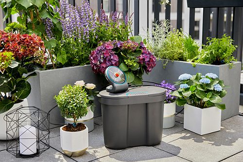 Produktbild von Gardena, Solar-Bewässerungsset Aqua Bloom inkl. Wasserbehälter