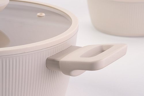 Produktbild von Pamela Reif, Topf mit Deckel 24 cm Shell