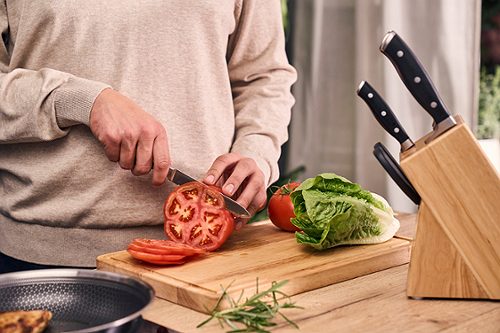 Produktbild von Zwilling HENCKELS, Fleischmesser 16cm Forged Accent Glattschliff