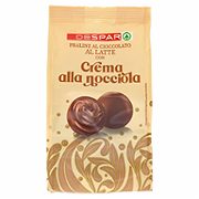 Pralinen mit ganzen Haselnüssen