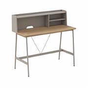 Scrivania Debbie
Caratterizzata da una solida struttura in metallo e da un piano in legno dal design moderno, offre un'ampia superficie ideale per lavorare o studiare.
- dimensioni: 115 x 55 x 106H cm
- materiali: legno e metallo
- design moderno e versatile
- struttura robusta e stabile
