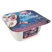 Yogurt bianco più fiocchi al cioccolato