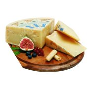 Formaggio Montasio stagionato D.O.P.
