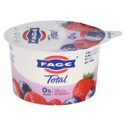 Slika produkta GRŠKI ODCEJEN JOGURT Z GOZDNIMI SADEŽI 0% M.M. TOTAL, FAGE, 150G