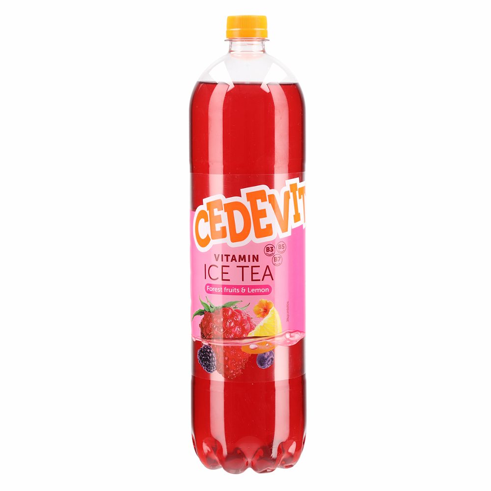 ledeni čaj z gozdnimi sadeži